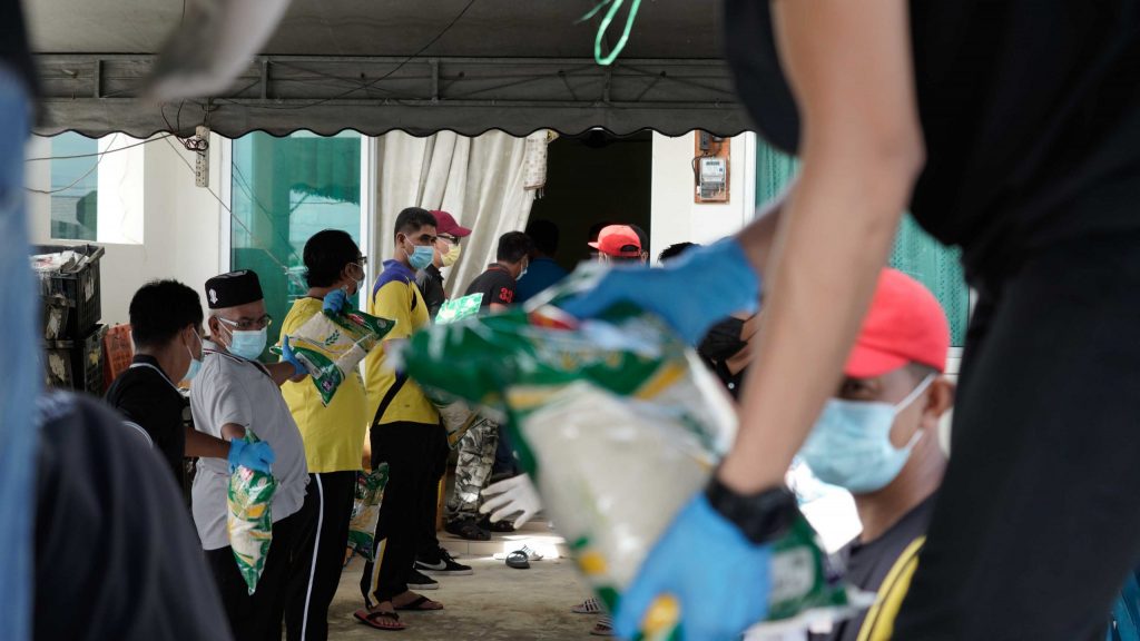 Working together were Lagenda personnel and reps from the local RA recently