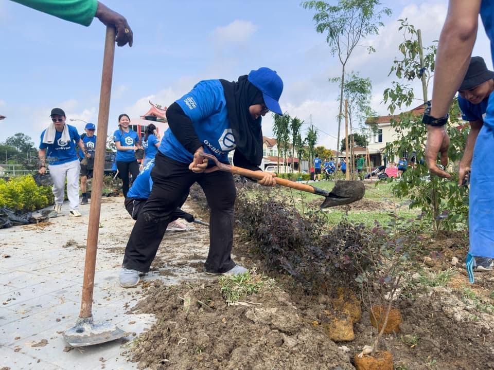 Exabytes members at the Let's Plant a Tree Event