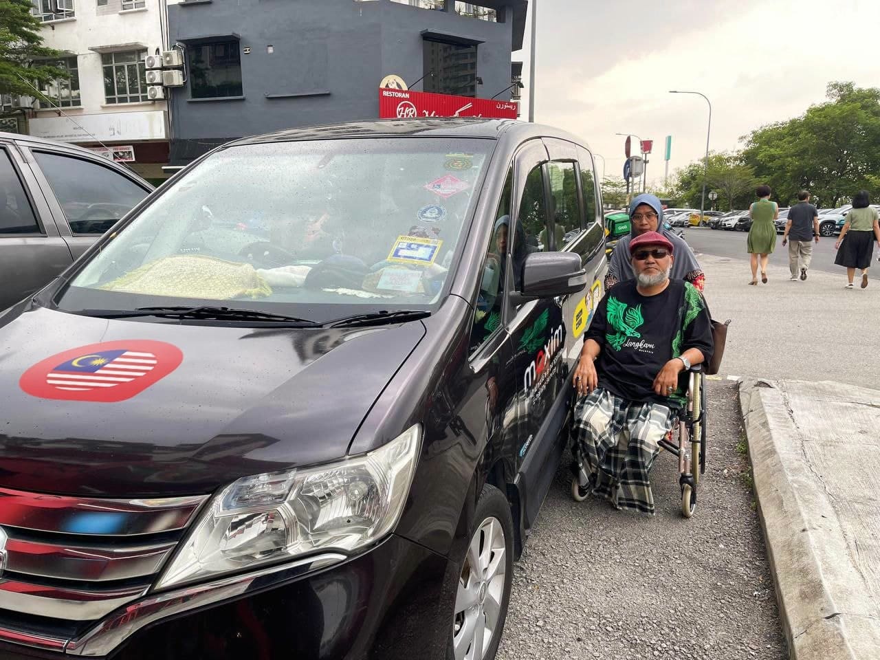 Maxim ensures that all passengers have access to trips and a wide range of benefits Stories of Maxim’s Passenger: How People with Special Needs Use E-hailing