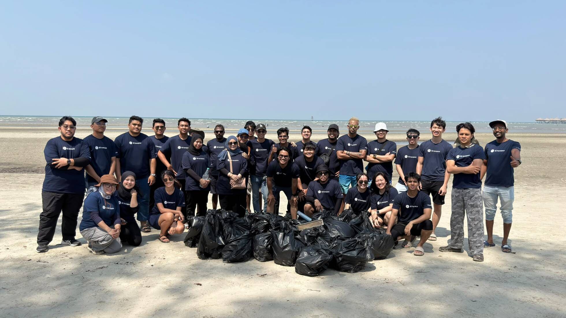 Reef Check Partners with GE Aerospace to Combat Marine Debris with Funding and Hands-On Beach Cleanup