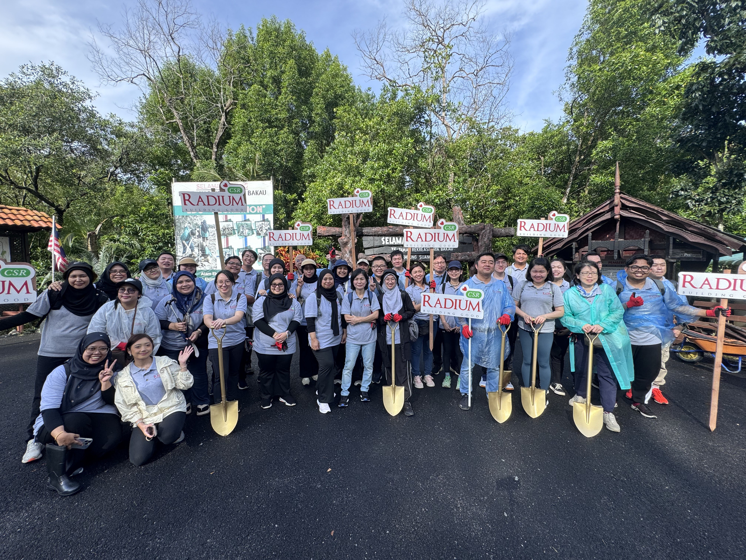 Radium’s Environmental Commitment: CSR Initiative at Sijangkang Mangrove Recreational Park