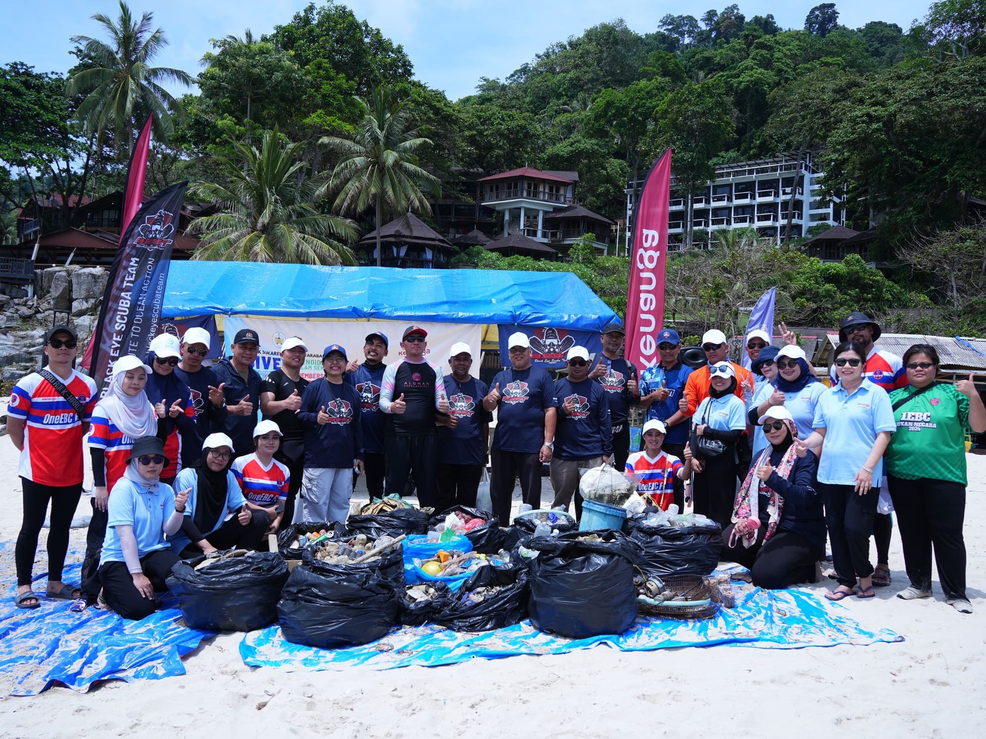 Kenanga Investors Berhad Strengthens Marine Conservation Through Dive Against Debris® Phase 4